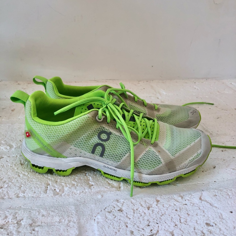 On Cloud Running Sneakers